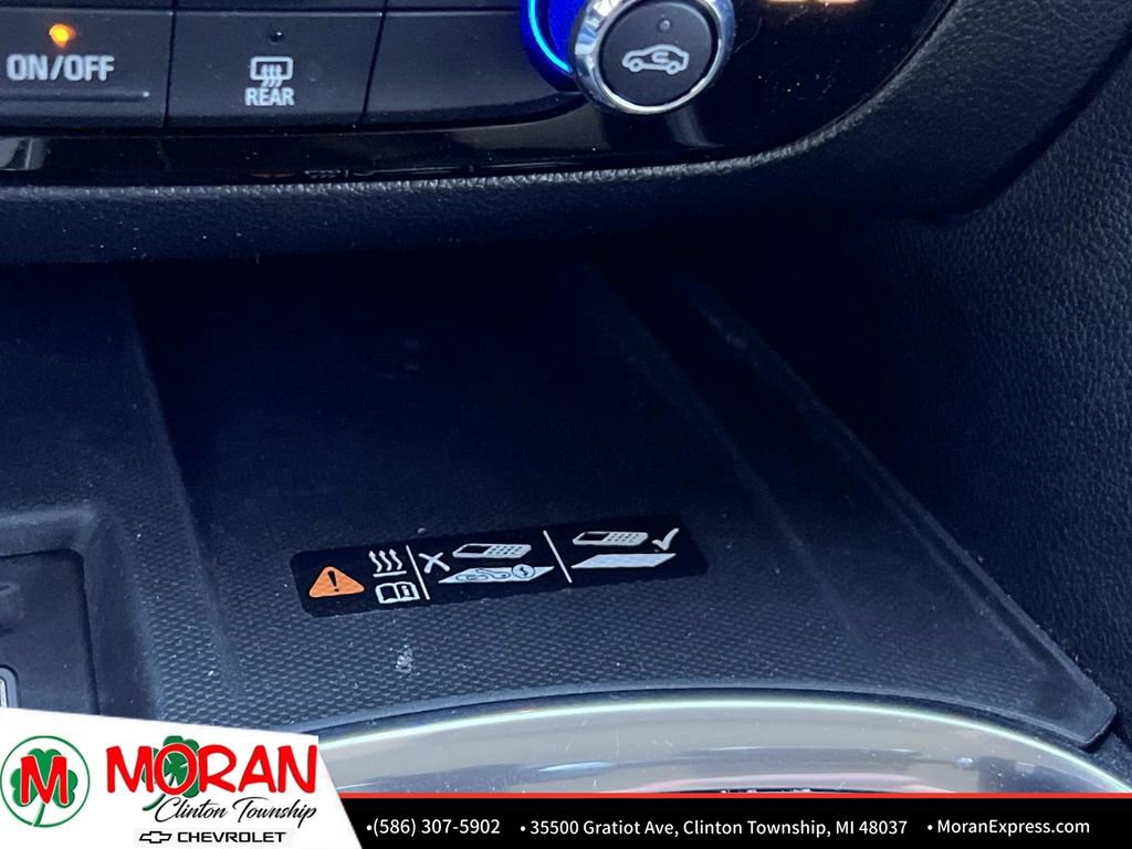 Certified 2024 Buick Enclave Essence image 26