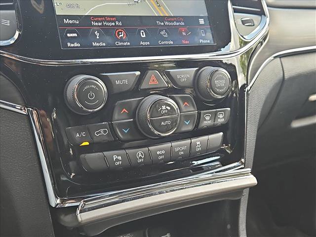 Used 2019 Jeep Grand Cherokee Limited w/ Luxury Group II image 15