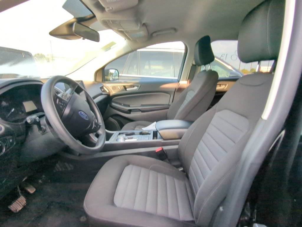 Used 2024 Ford Edge SE w/ Cargo Accessory Package AWD/4WD image 6