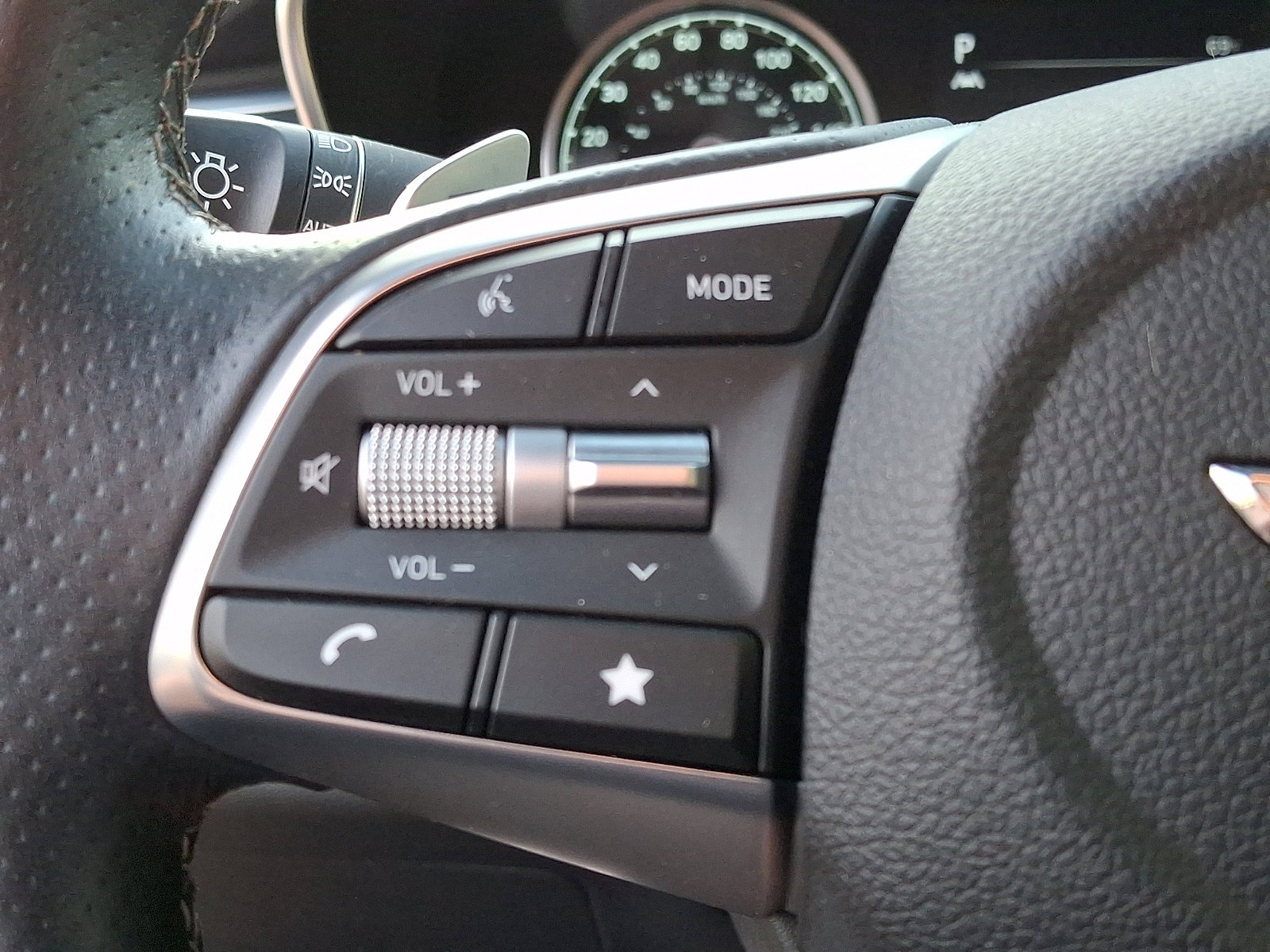 Certified 2023 Genesis G70 3.3T w/ Sport Prestige Package image 22