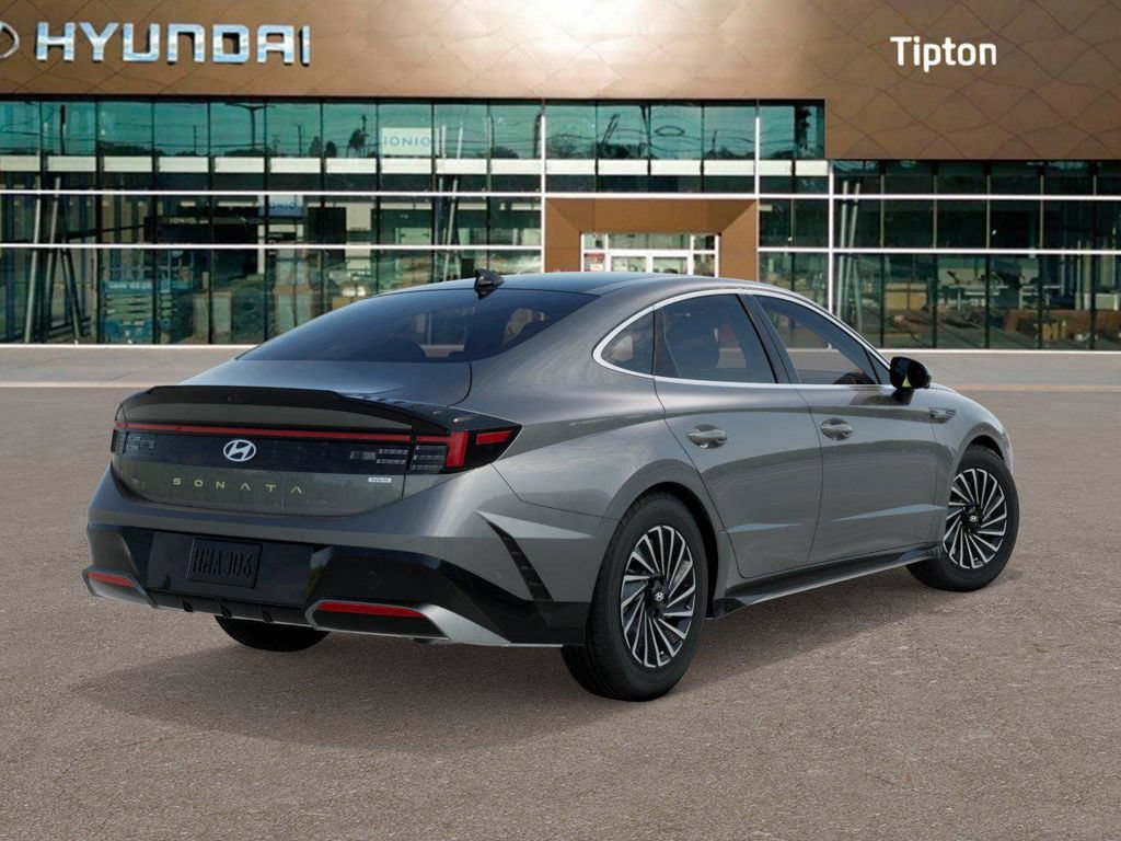 New 2026 Hyundai Sonata Limited FWD image 4