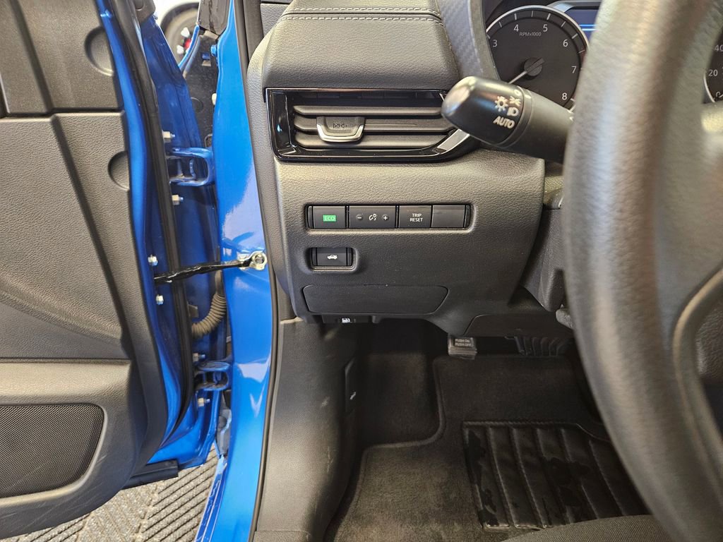 Used 2024 Nissan Sentra SV image 15