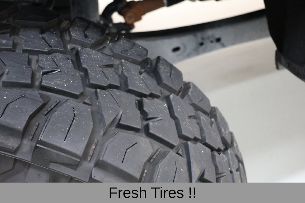 Used 2026 Ford F250 Lariat w/ Tremor Off-Road Package AWD/4WD image 9