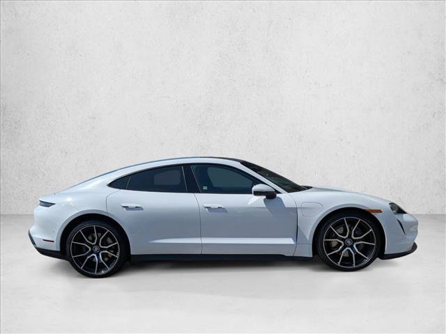 Used 2023 Porsche Taycan image 4