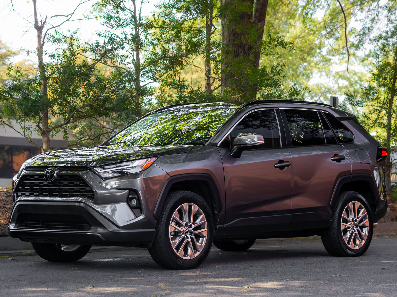 Used 2023 Toyota RAV4 XLE Premium FWD image 50
