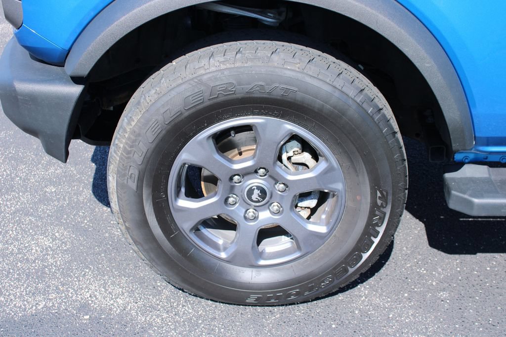 Used 2023 Ford Bronco 4-Door AWD/4WD image 5