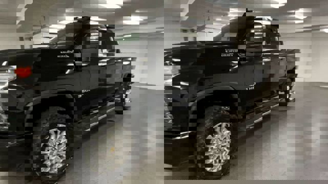 Certified 2021 Chevrolet Silverado 3500 High Country image 4