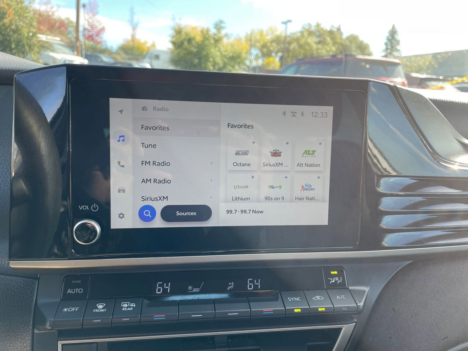 Used 2025 Toyota Camry LE image 21