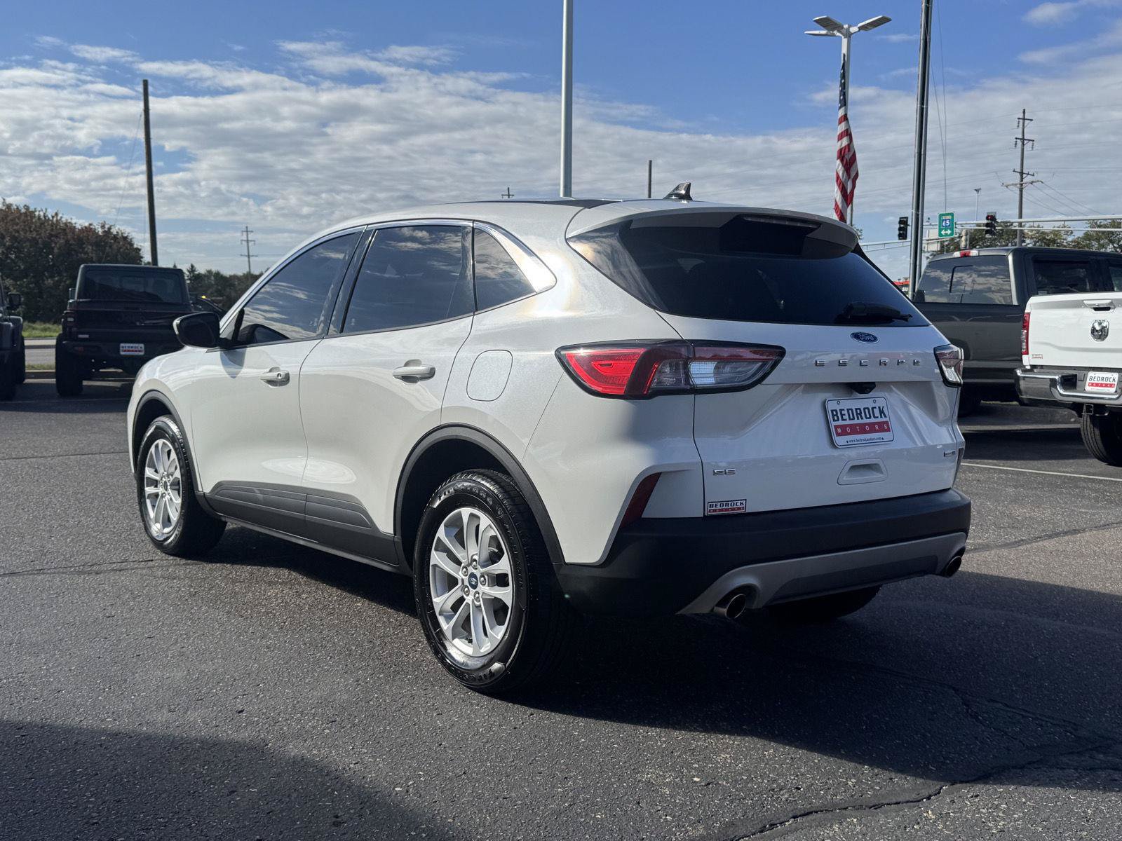 Used 2020 Ford Escape SE AWD/4WD image 5