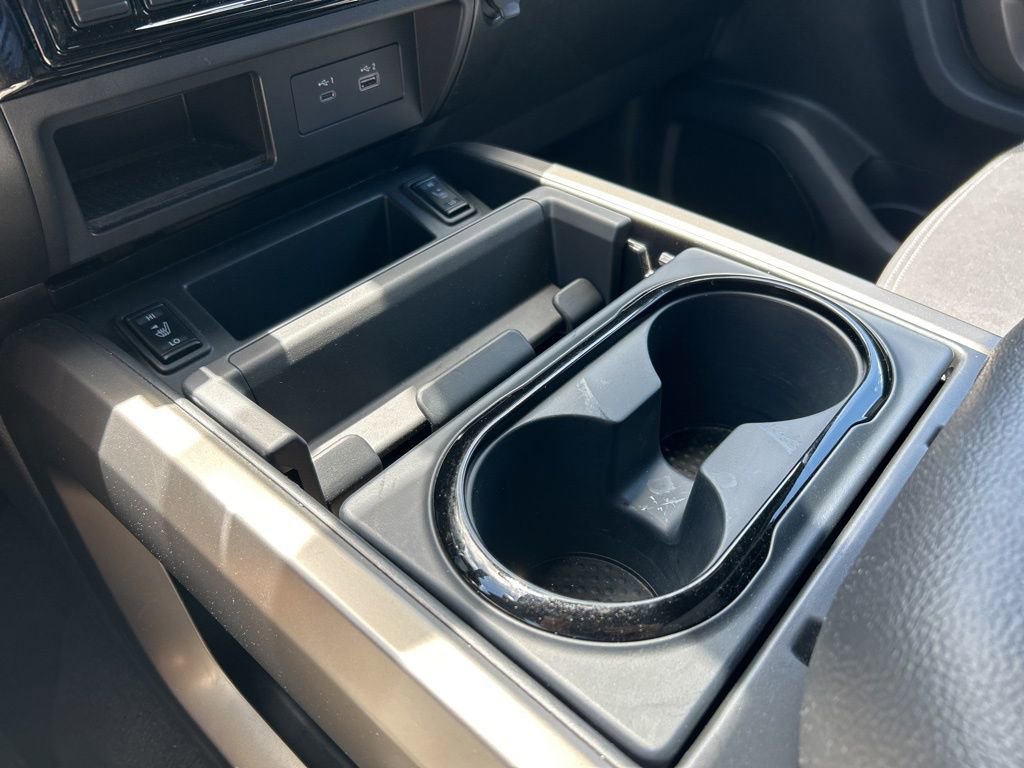 Certified 2024 Nissan Titan SV w/ SV Bronze Edition Package image 36