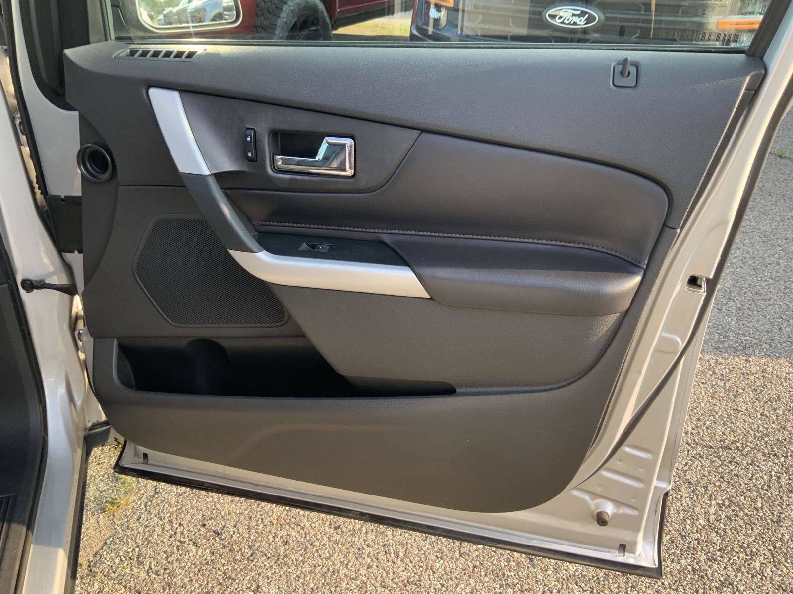 Used 2013 Ford Edge SEL FWD image 47