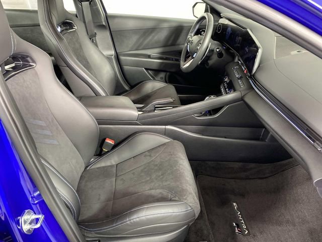 Used 2024 Hyundai Elantra N Base image 11