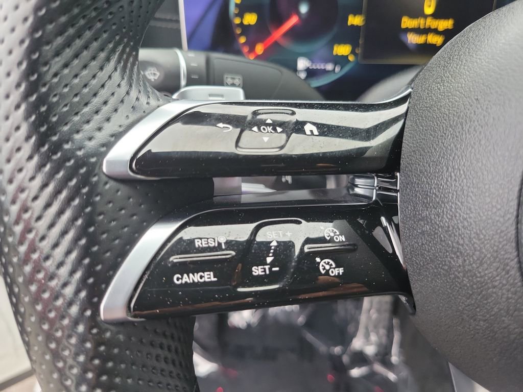 Used 2022 Mercedes-Benz E 450 Coupe image 5