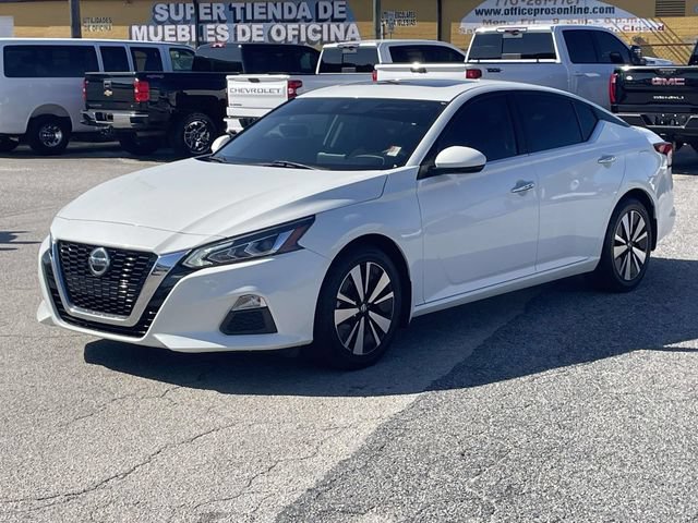 Used 2021 Nissan Altima 2.5 SV w/ SV Premium Package FWD image 9