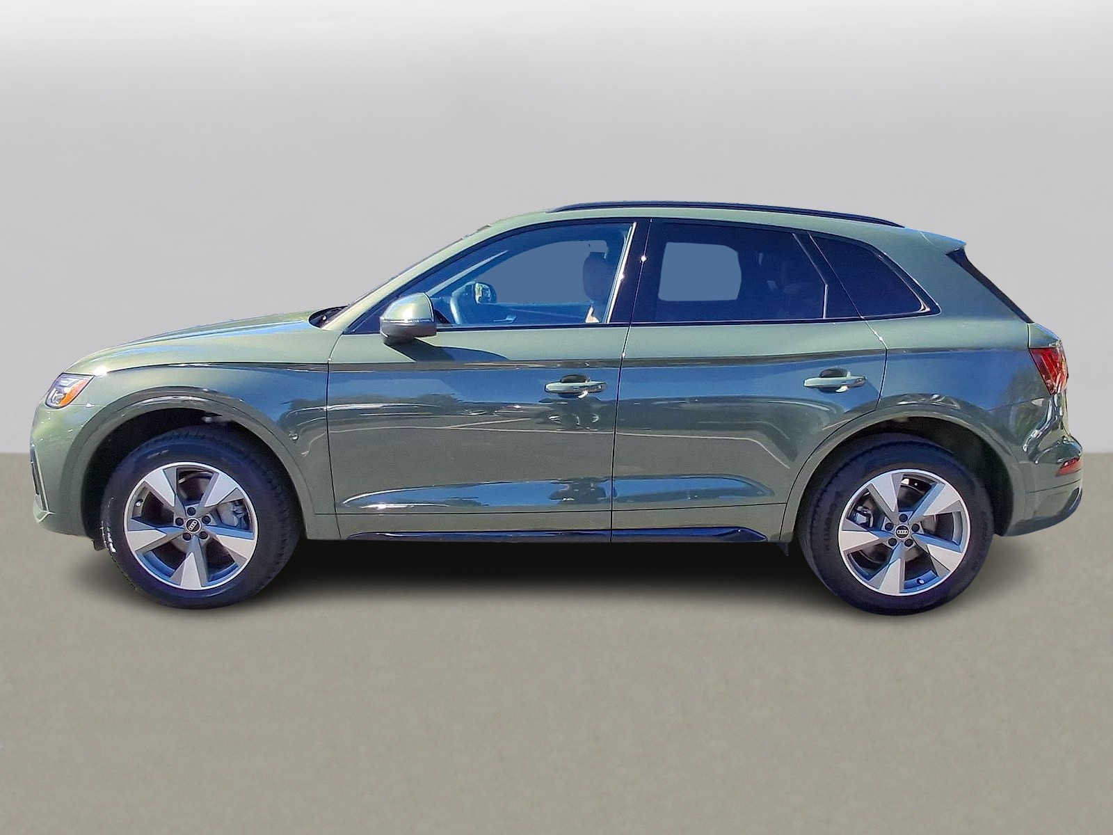 Used 2024 Audi Q5 Premium Plus AWD/4WD image 32