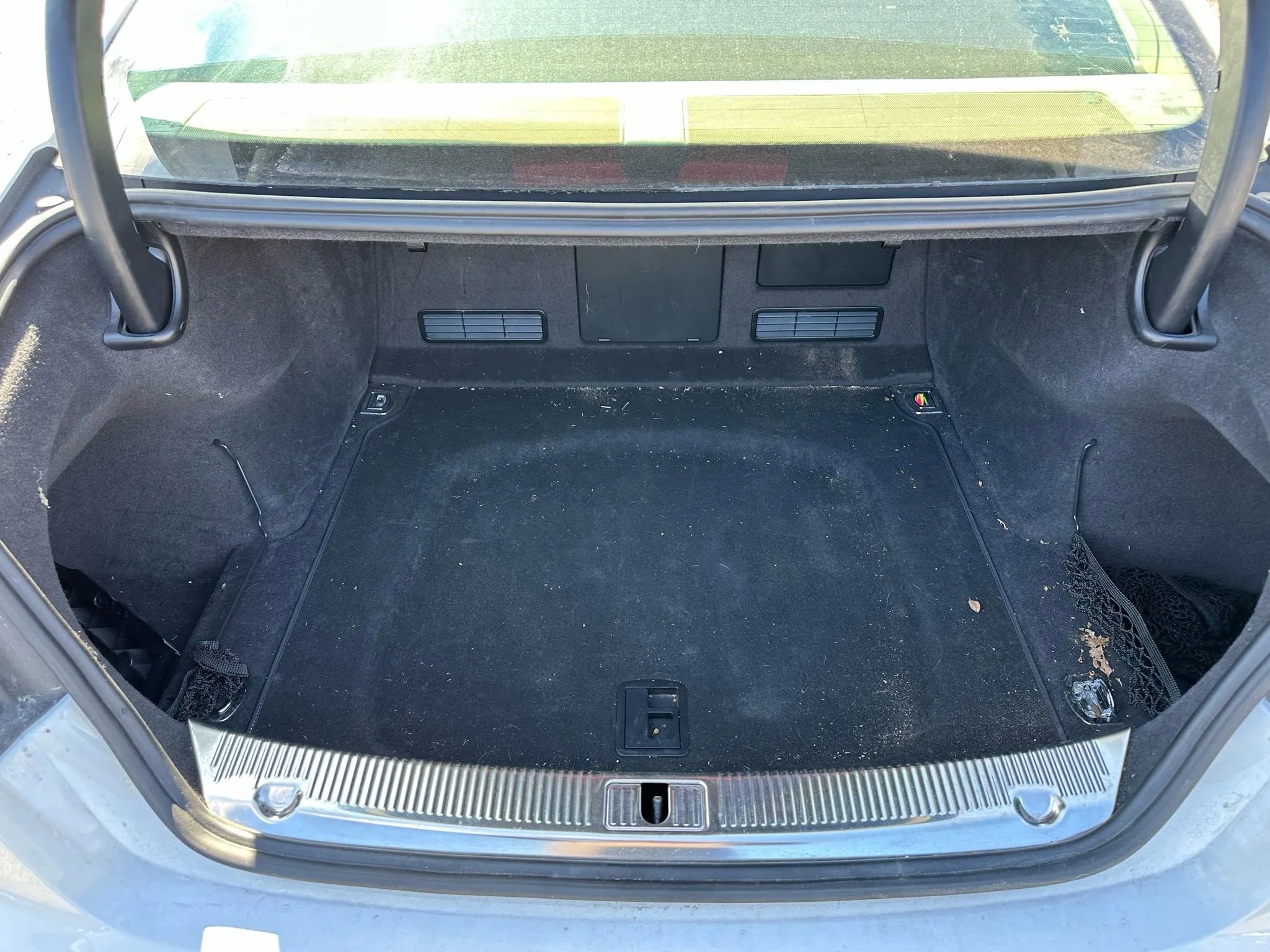 Used 2014 Audi A8 L 4.0T w/ Luxury Package image 17