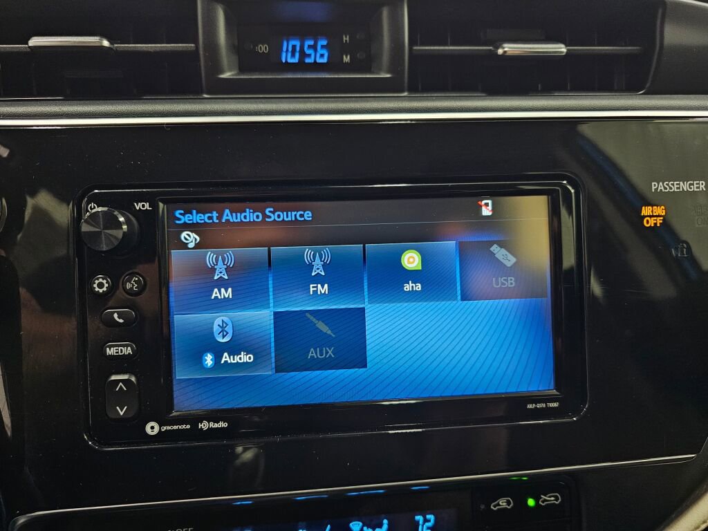 Used 2017 Toyota Corolla iM image 12