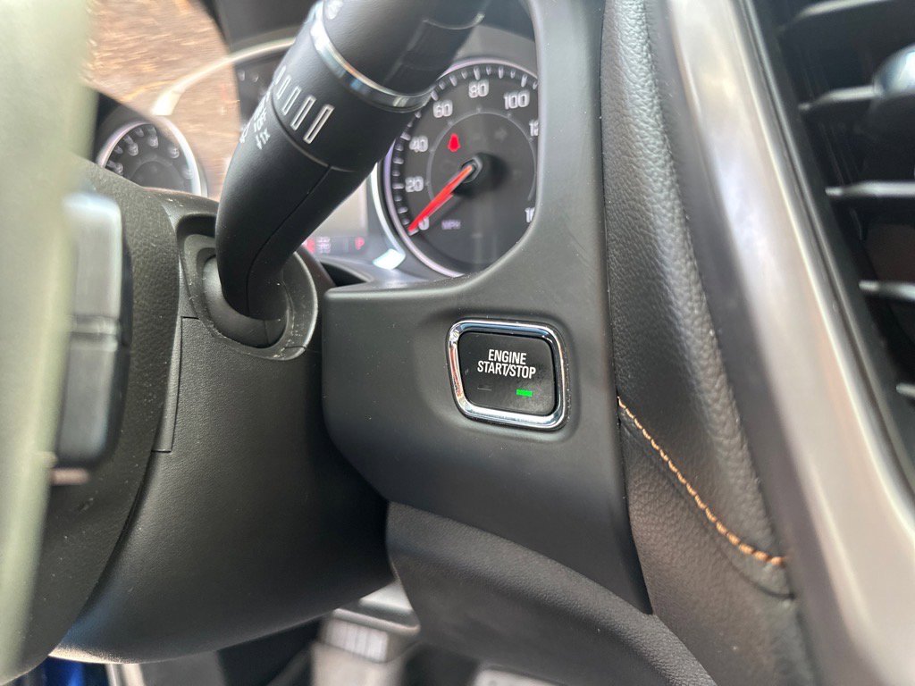 Used 2023 GMC Acadia AT4 image 12