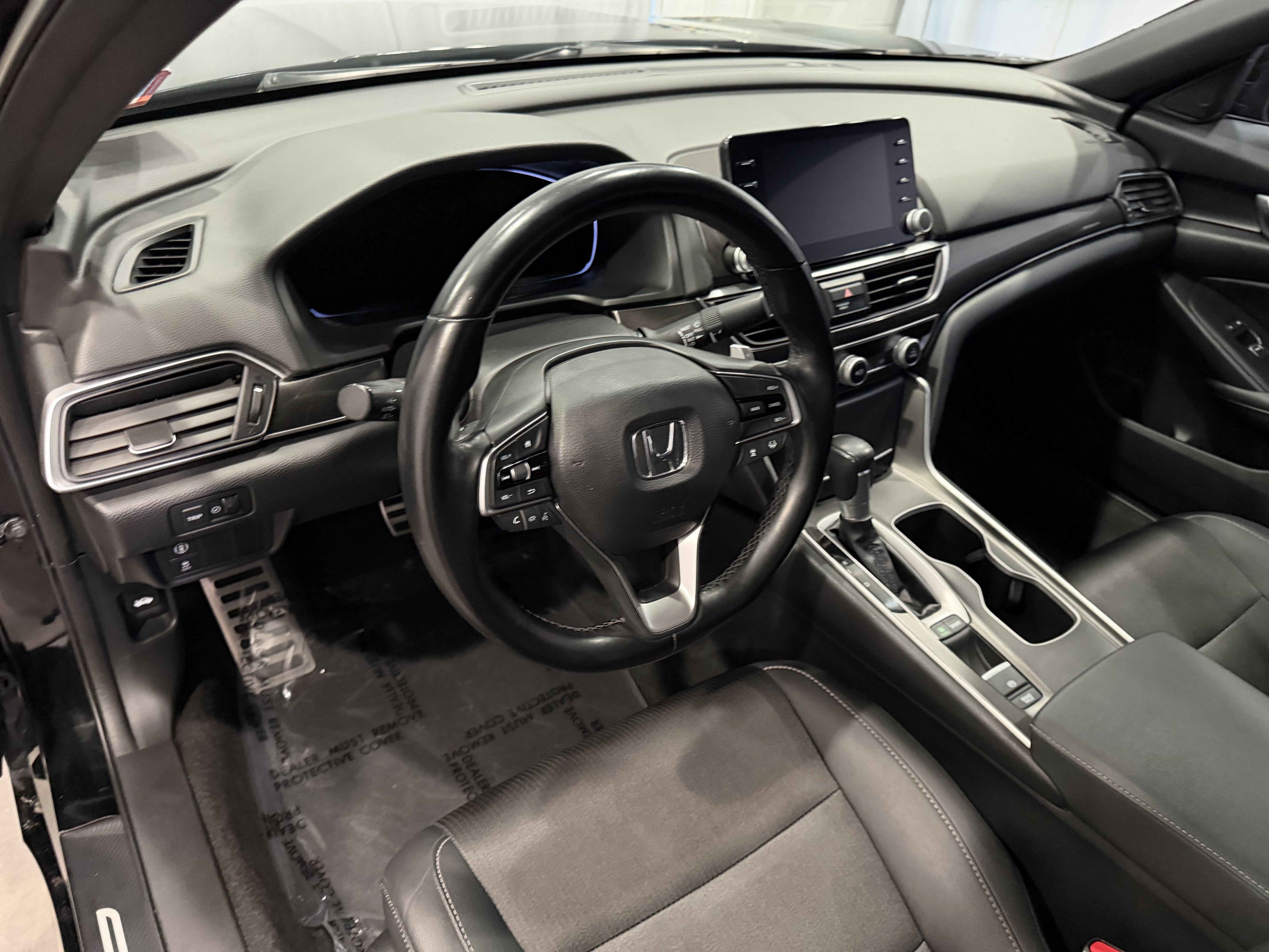 Used 2020 Honda Accord Sport image 13