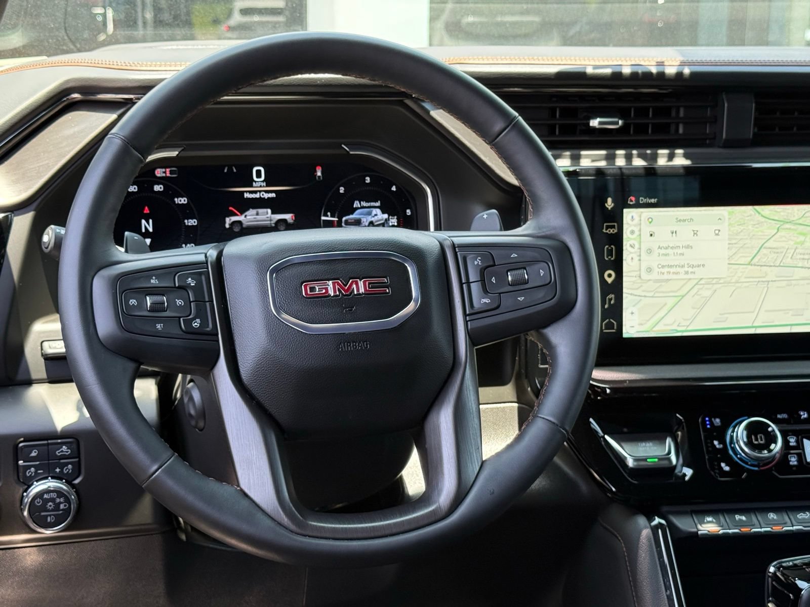 Used 2025 GMC Sierra 1500 AT4 w/ Technology Package AWD/4WD image 38