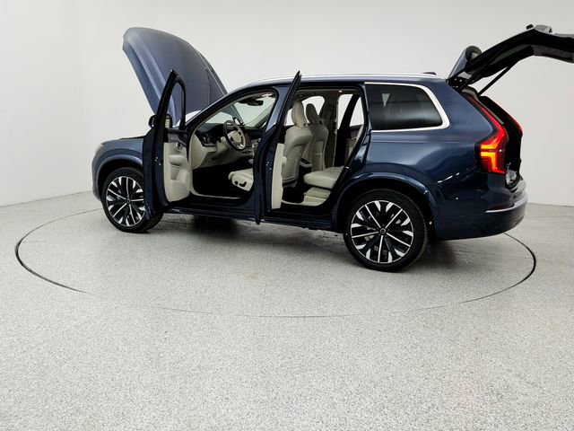 New 2026 Volvo XC90 B6 Ultra w/ Protection Package image 12