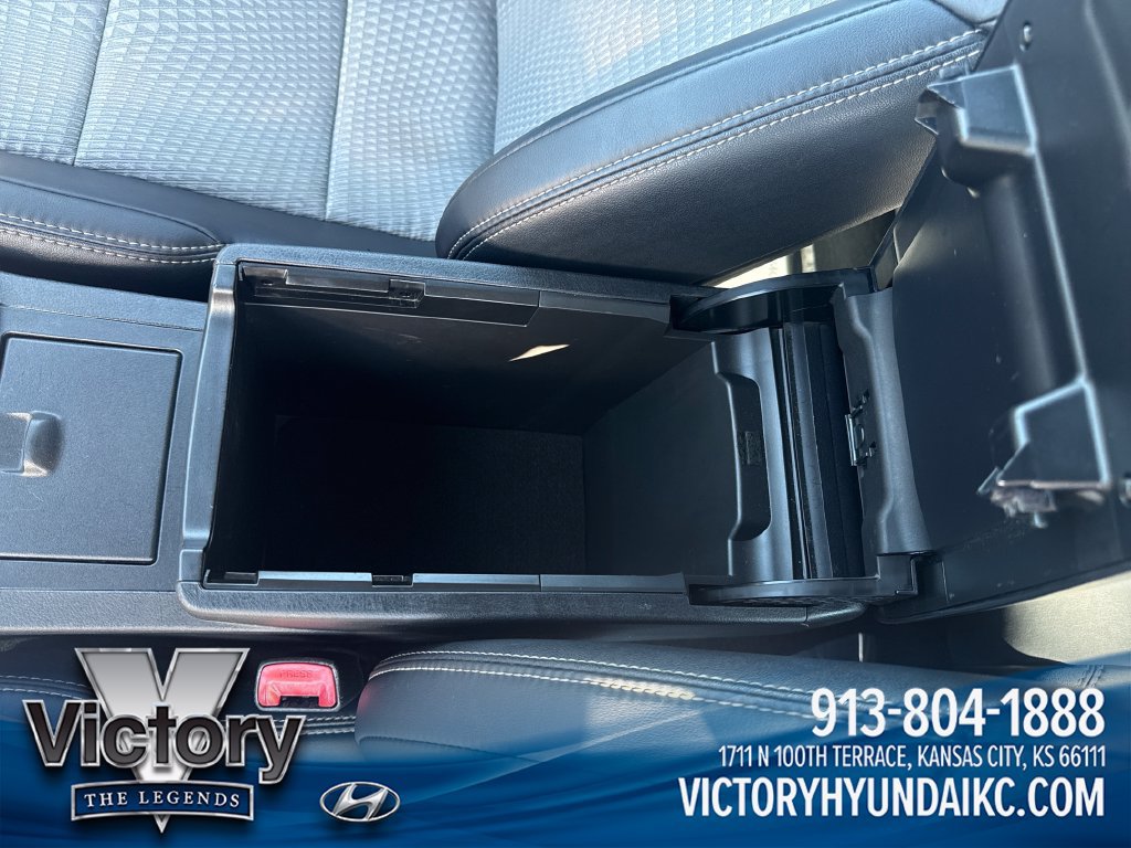 Used 2012 Toyota Camry SE FWD image 22