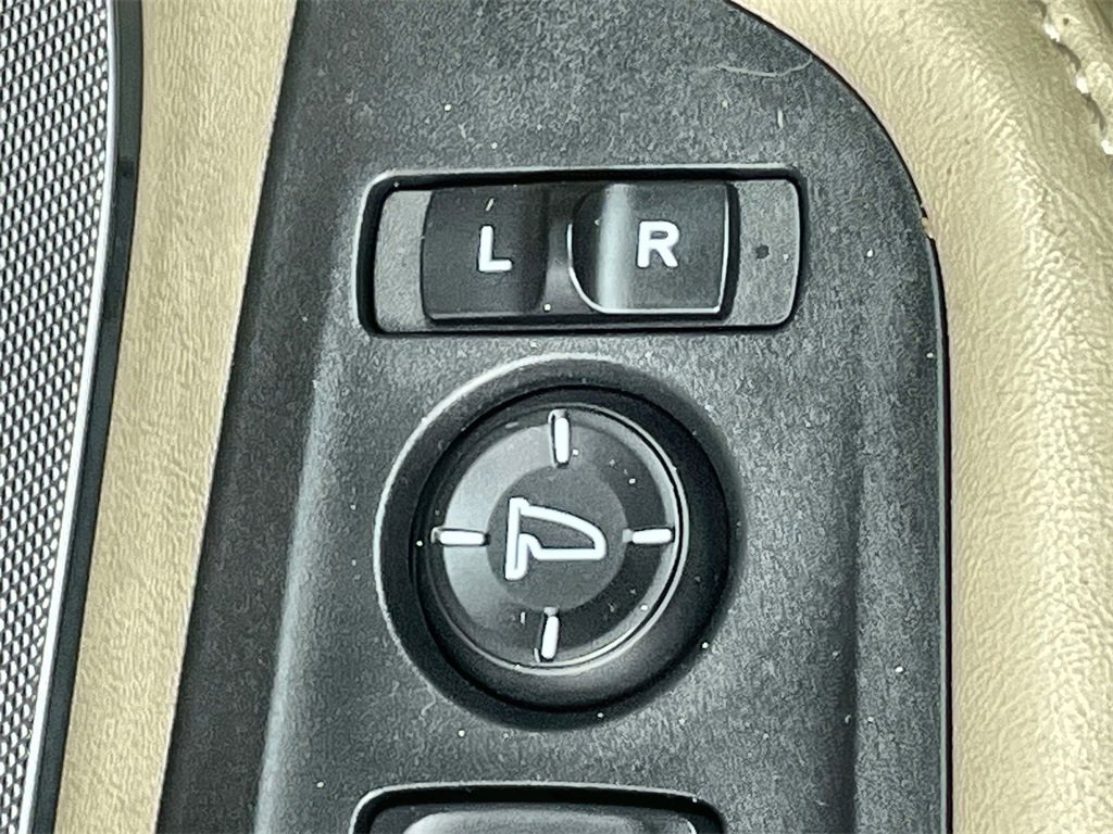 Used 2021 Acura RDX AWD w/ Advance Package image 16