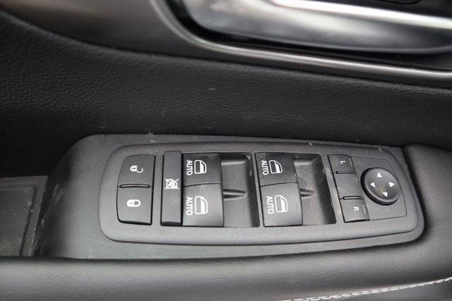 New 2026 Chrysler Voyager LX image 7