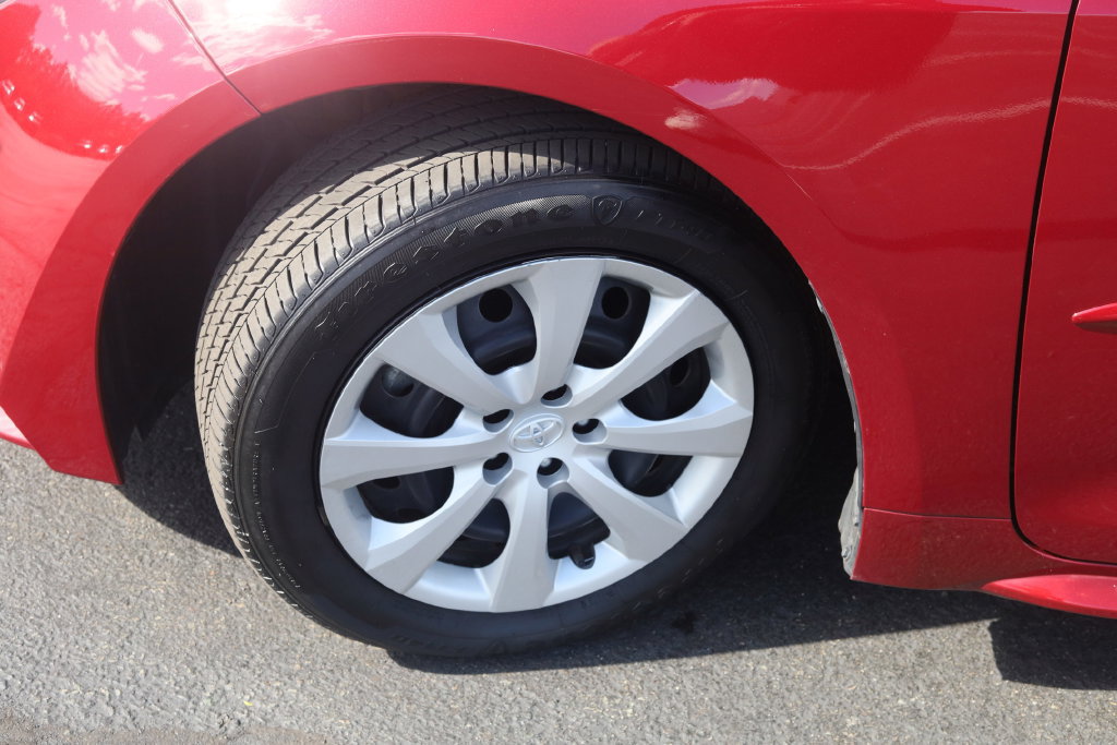 Used 2024 Toyota Corolla LE FWD image 26