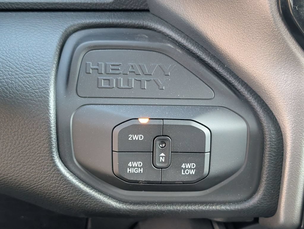 New 2026 RAM 3500 Big Horn AWD/4WD image 20