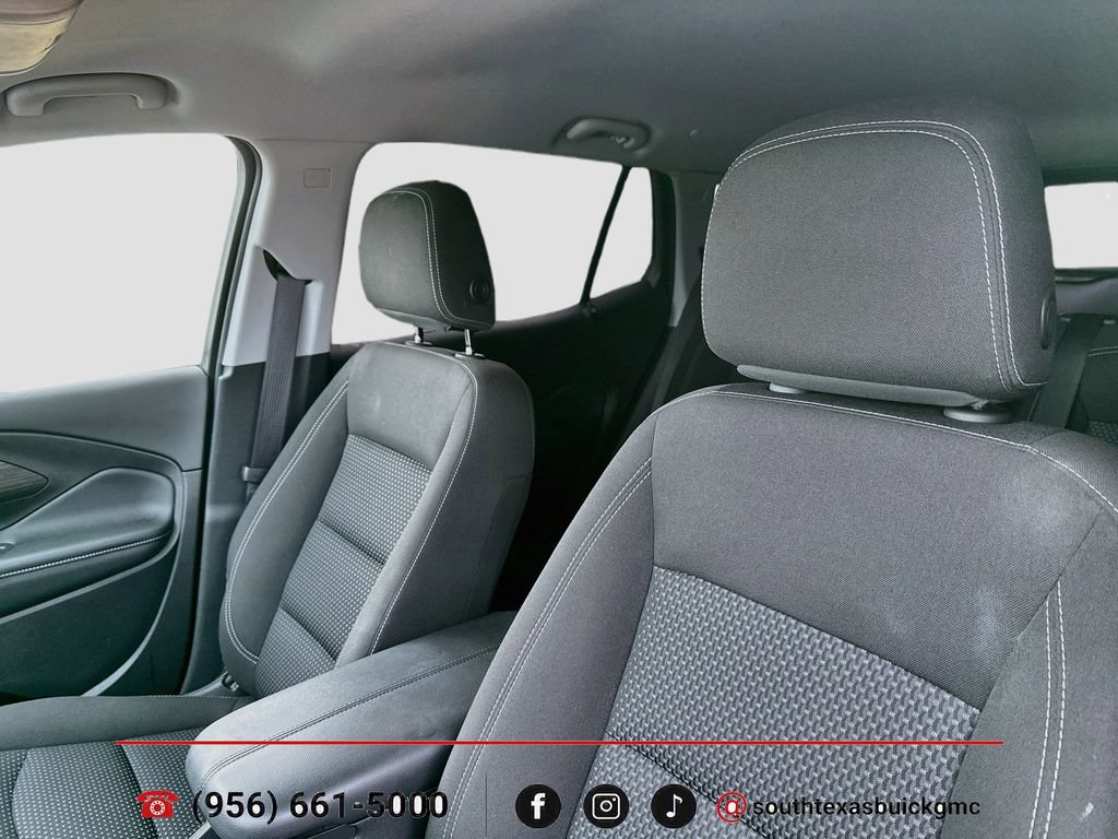 Used 2024 GMC Terrain SLE w/ Driver Convenience Package FWD image 13