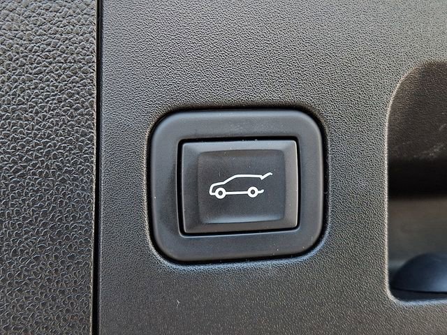 Used 2023 Cadillac XT4 Premium Luxury w/ Enhanced Visibility Package image 26