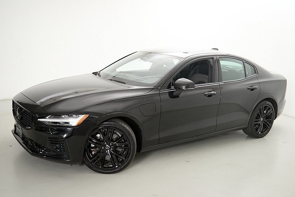Used 2024 Volvo S60 T8 Ultimate w/ Climate Package AWD/4WD image 3