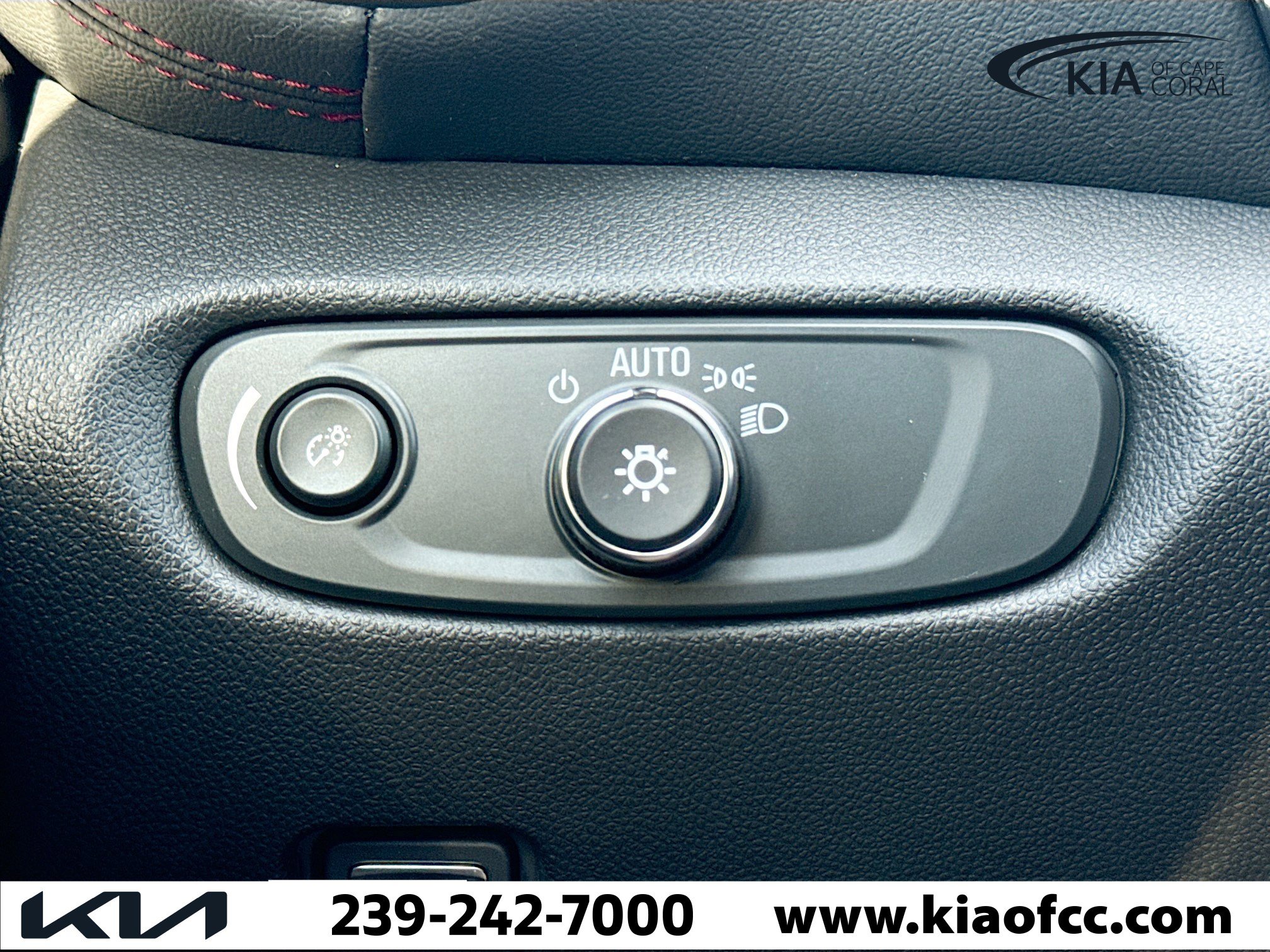 Used 2024 Chevrolet Blazer RS w/ Driver Confidence II Package image 35