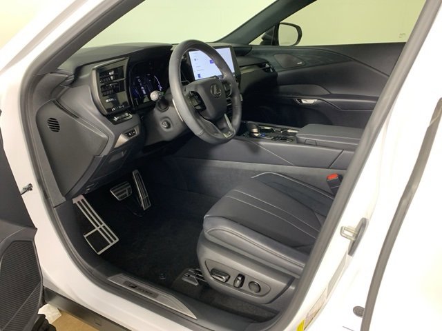 Used 2023 Lexus RX 500h F Sport image 21