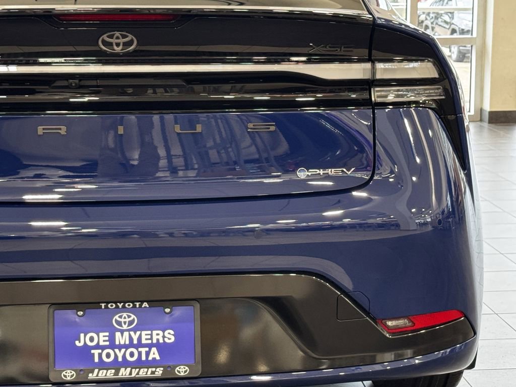 New 2026 Toyota Prius Plug-In Hybrid FWD image 20