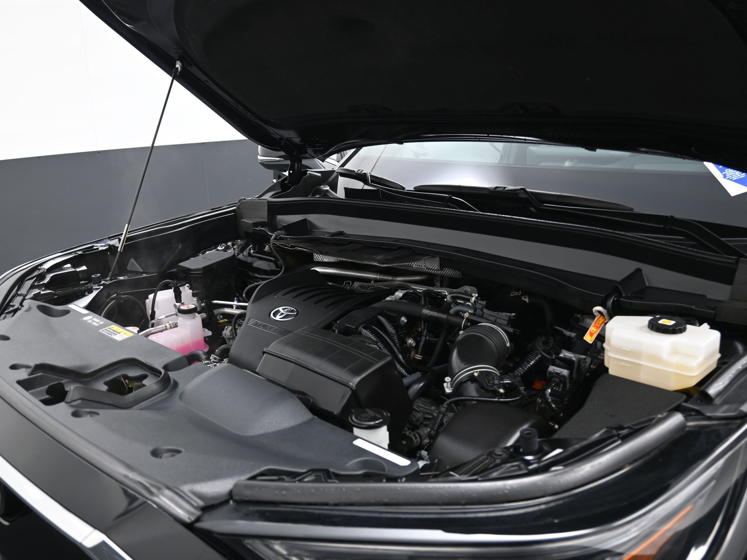 Used 2024 Toyota Grand Highlander MAX Platinum image 28