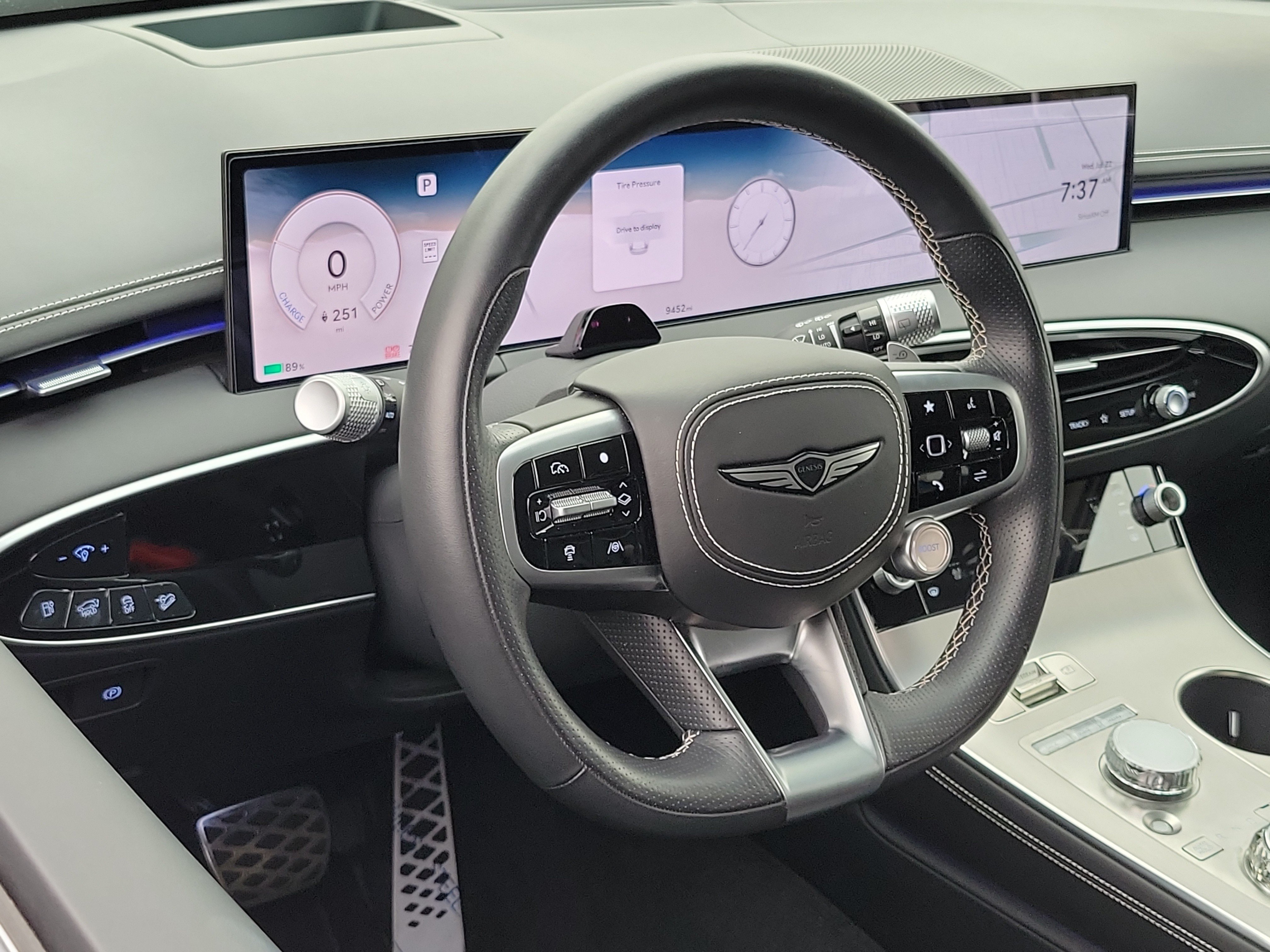 Certified 2026 Genesis Electrified GV70 Prestige AWD/4WD image 11