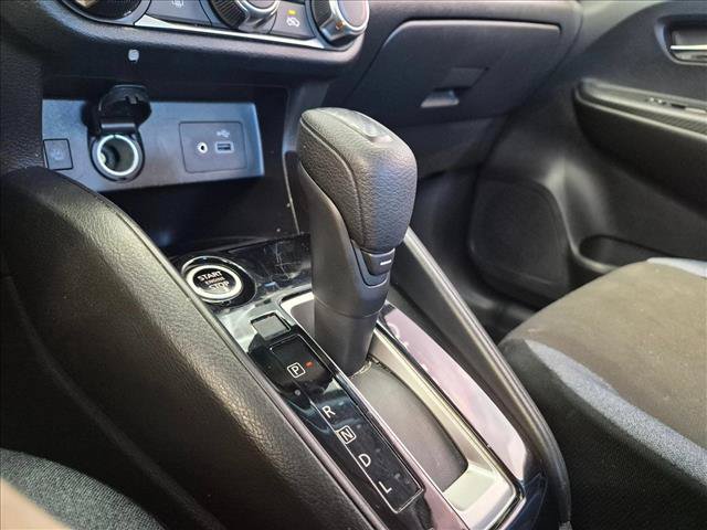 Used 2024 Nissan Versa SV FWD image 11