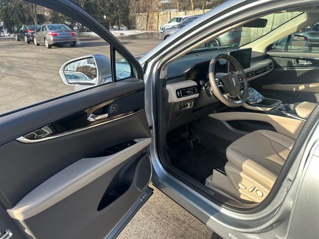 Certified 2023 Lincoln Nautilus AWD w/ Premium Package image 24