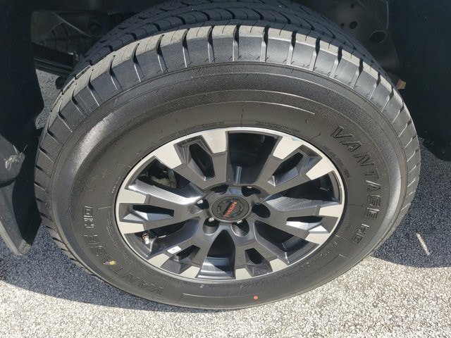 Used 2021 Nissan Titan PRO-4X w/ Pro-4x Utility Package AWD/4WD image 9