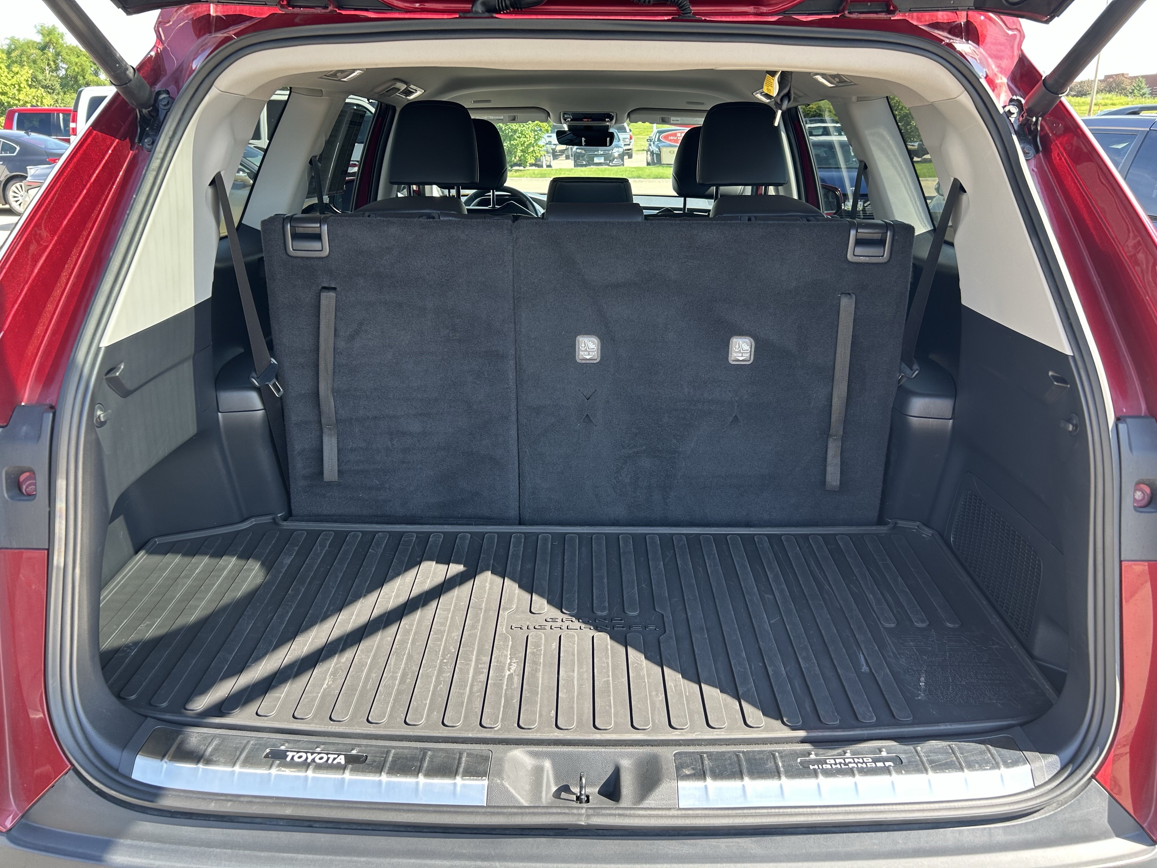 Certified 2024 Toyota Grand Highlander AWD image 23