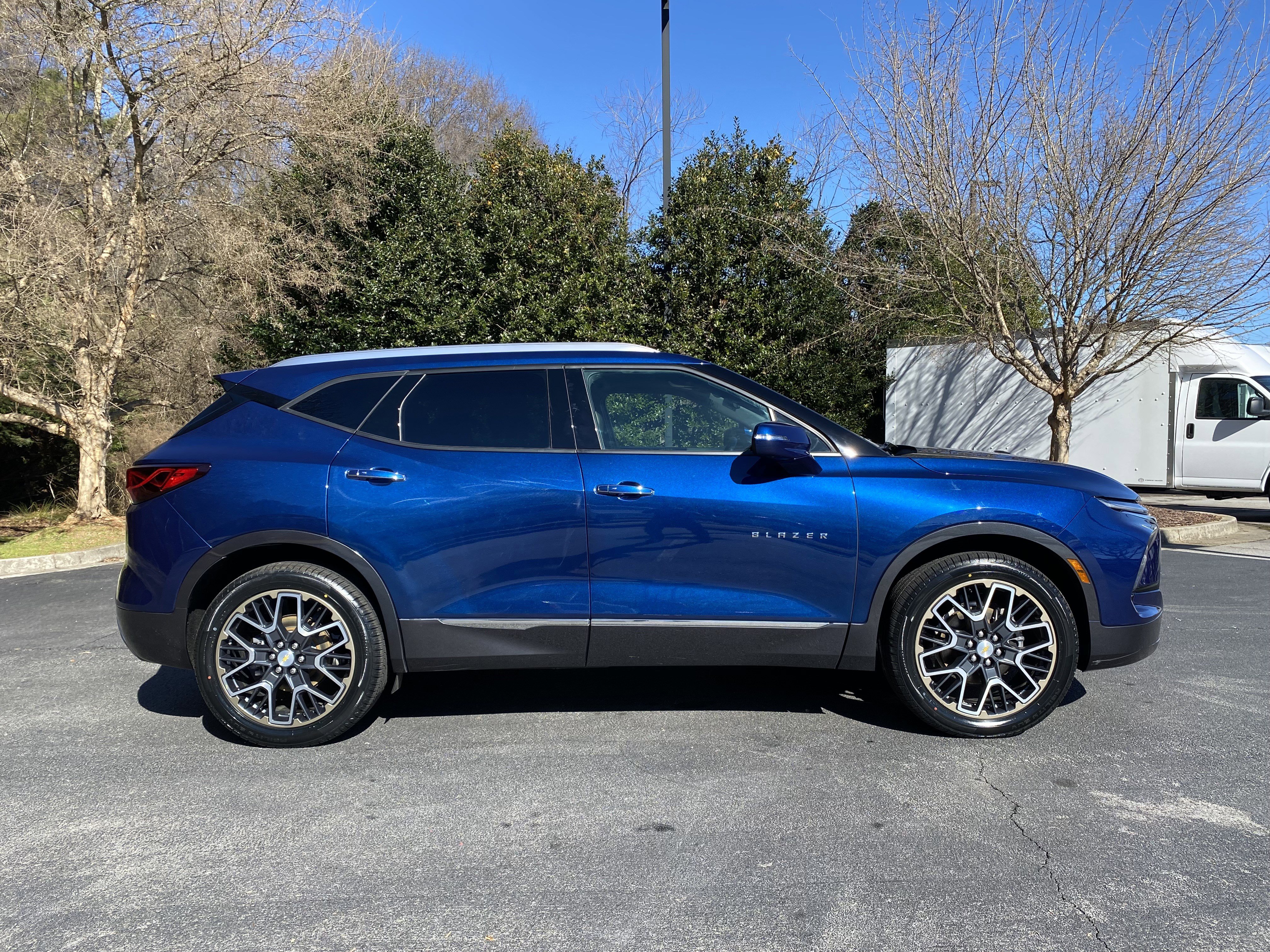 Used 2023 Chevrolet Blazer Premier w/ Driver Confidence II Package image 10