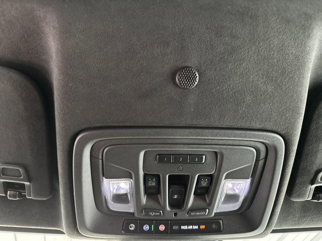 Certified 2024 GMC Sierra 3500 Denali Ultimate AWD/4WD image 33