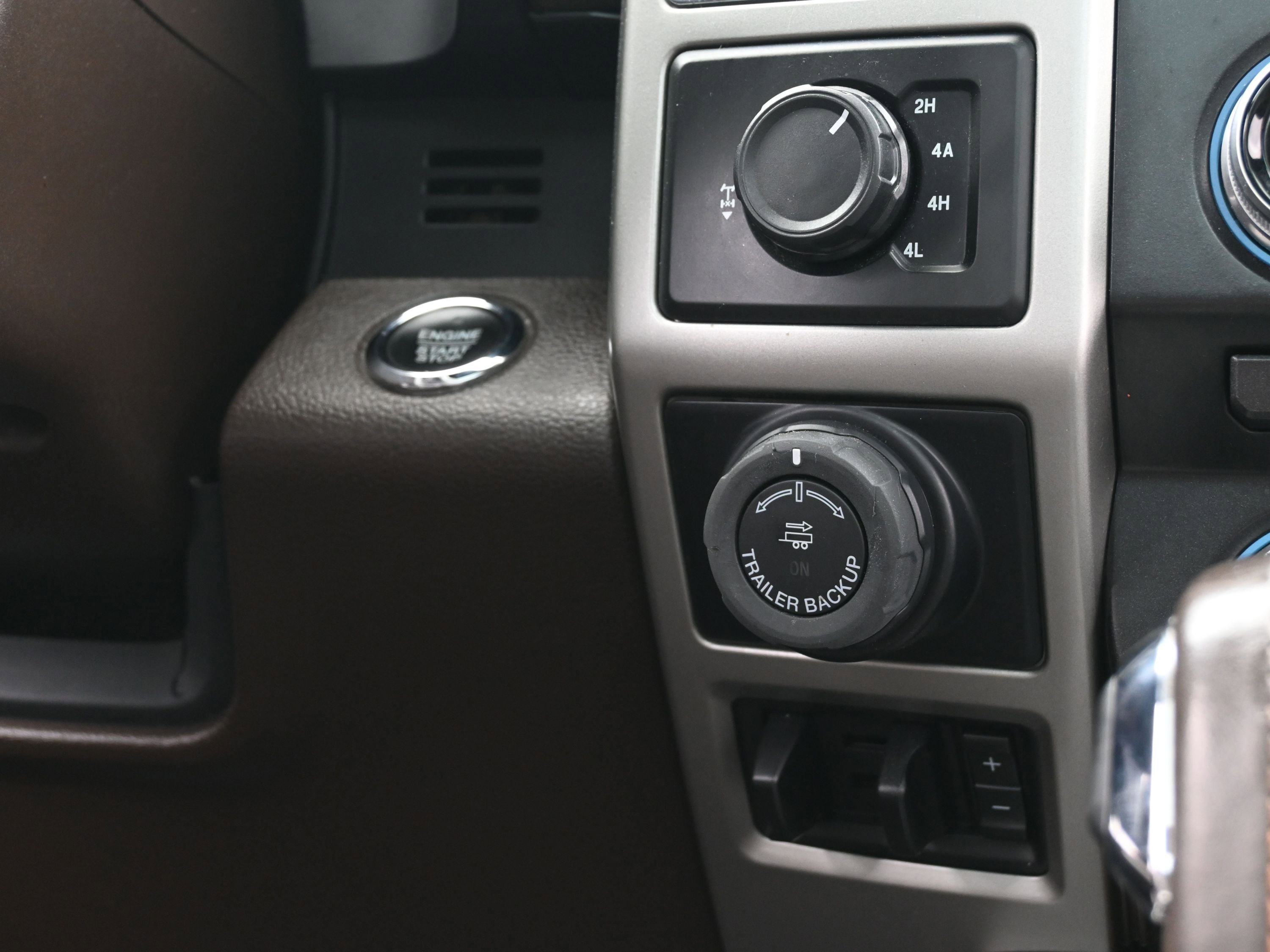 Used 2016 Ford F150 King Ranch w/ Equipment Group 601A Luxury image 36