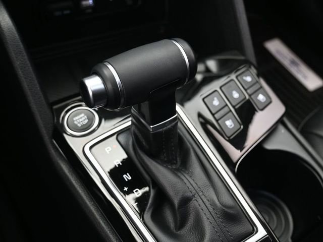 Used 2025 Kia Sportage SX image 24