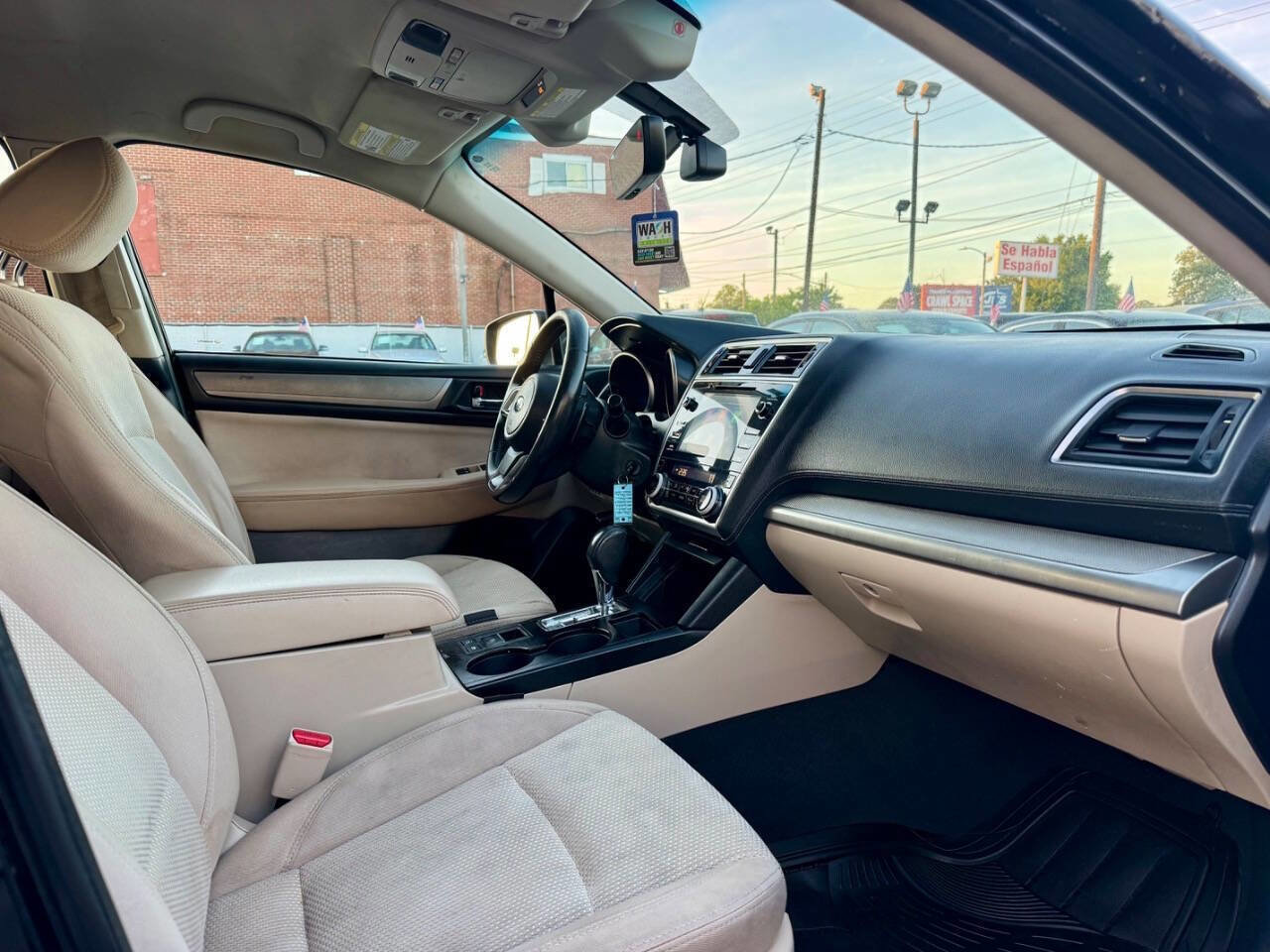 Used 2018 Subaru Outback 2.5i Premium AWD/4WD image 9
