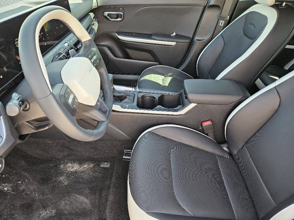 New 2026 Kia K4 GT-Line image 9