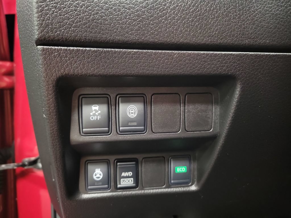 Used 2018 Nissan Rogue Sport SL w/ SL Premium Package AWD/4WD image 27
