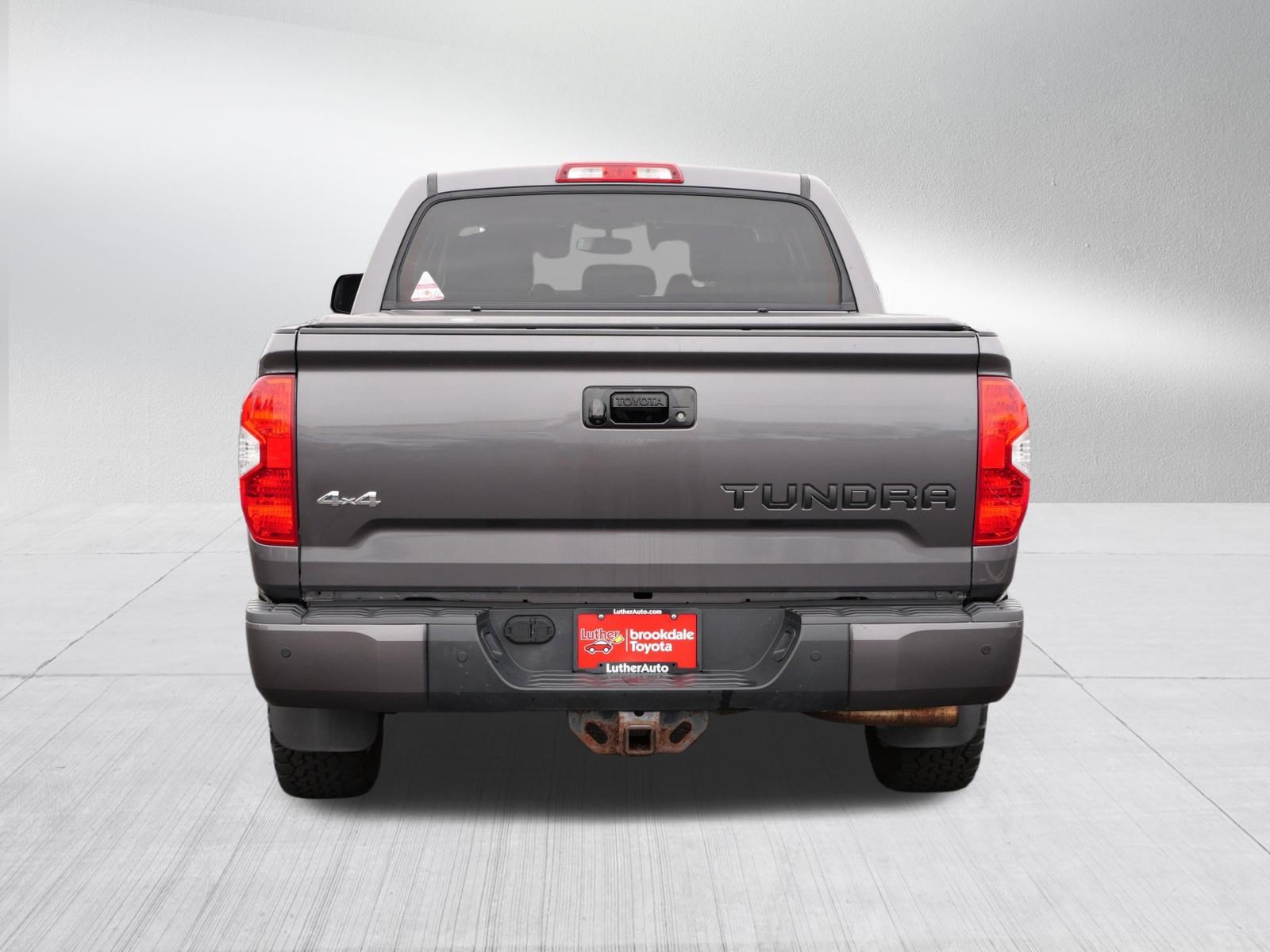 Used 2015 Toyota Tundra Limited w/ Limited Premium Package AWD/4WD image 6